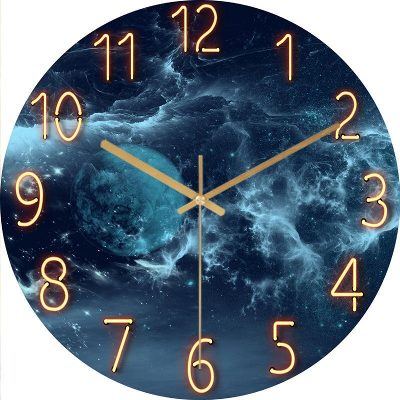 Moderne Minimalistische Wanduhr für stilvolles Wohnen