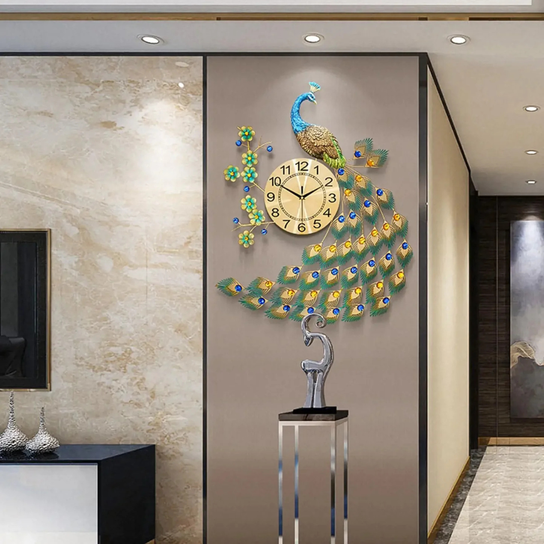 Große Pfau Wanduhr für stilvolles Wohnen – Eleganz für Ihr Zimmer