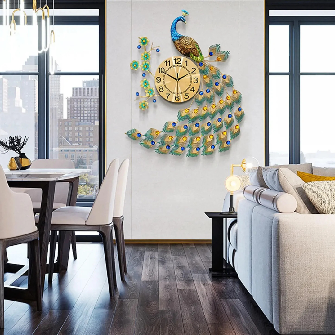 Große Pfau Wanduhr für stilvolles Wohnen – Eleganz für Ihr Zimmer
