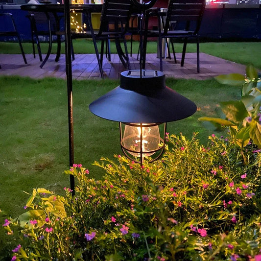 Solarhängelampe für stimmungsvolle Garten- und Terrassenbeleuchtung
