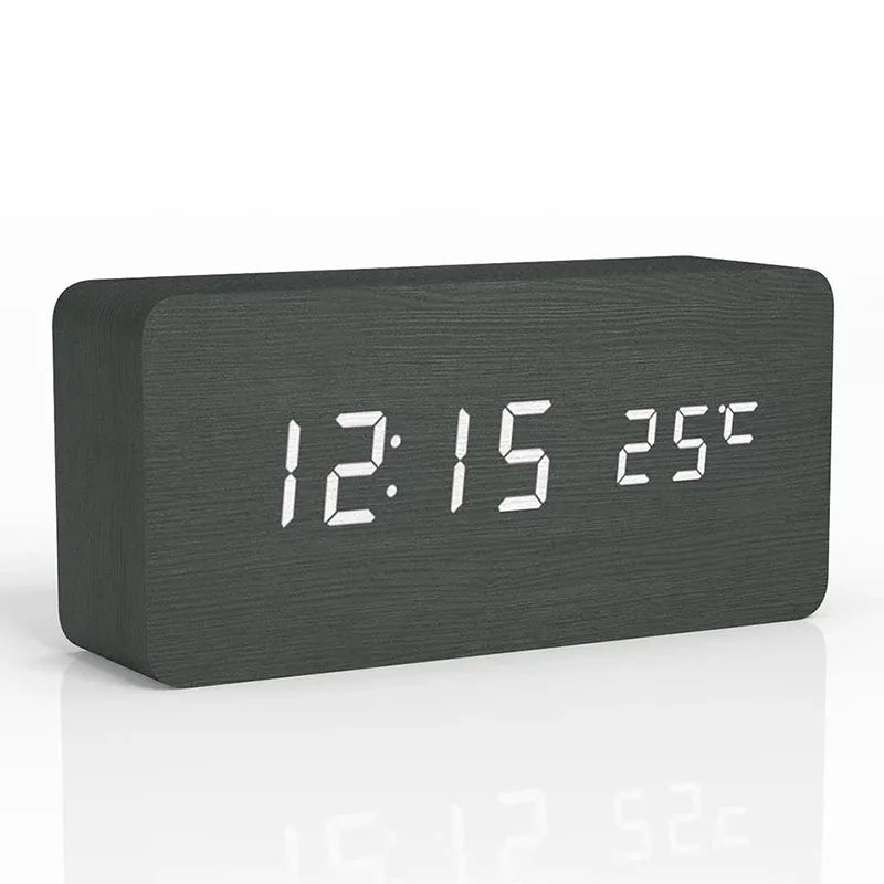 Eleganter Digitalwecker aus Holz mit LED-Display